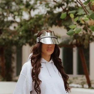 Kitty Lux Visor – Chrome